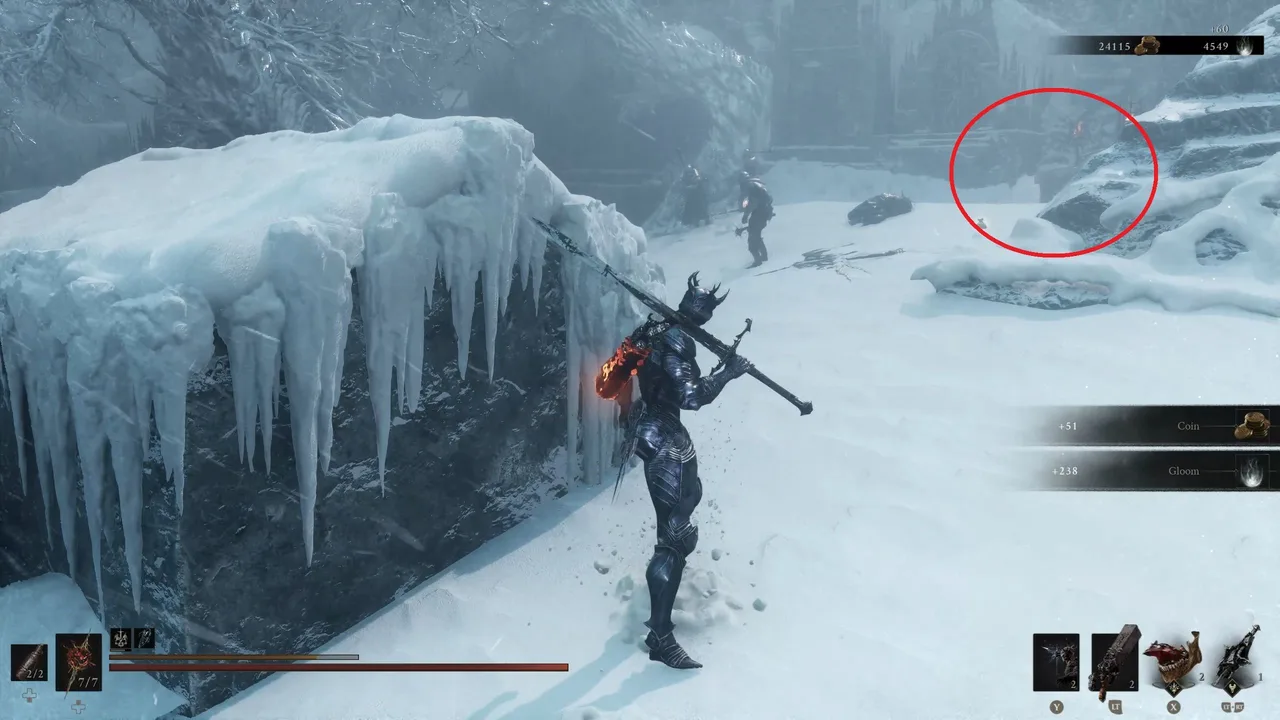Image showing a Mortal Shell 2 player witnessing a faction fight with a red circle highlighting a chest in the area