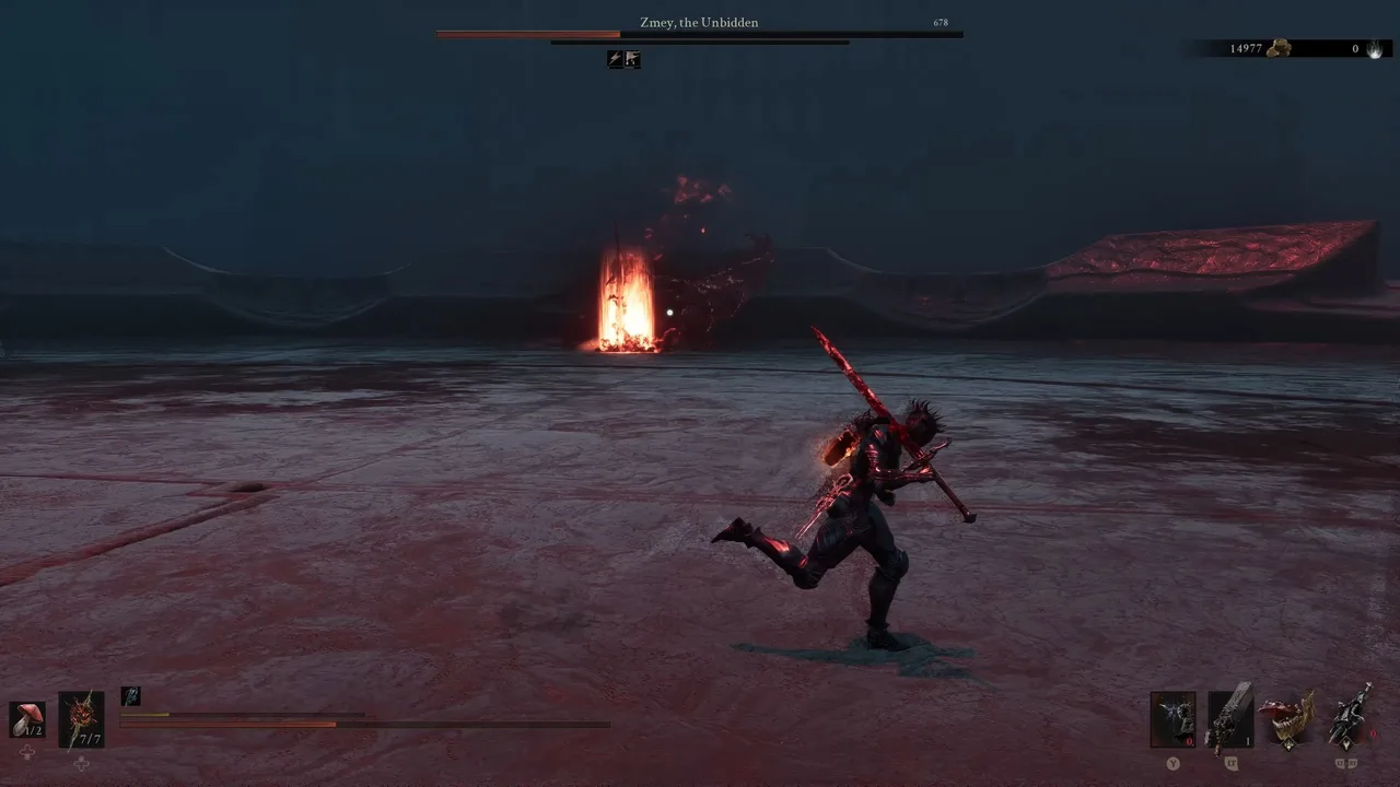 Image showing a Mortal Shell 2 player fighting Zmey, the Unbidden while it triggers a Fire Wave attack