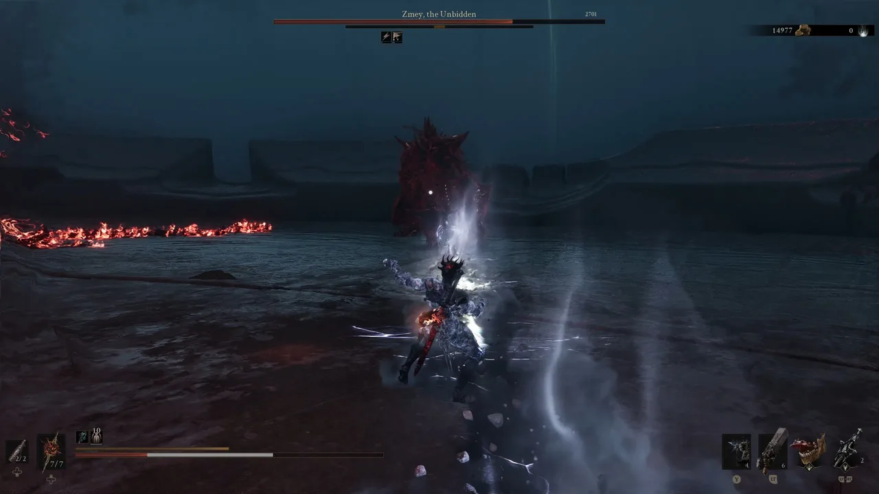 Image showing a Mortal Shell 2 player fighting Zmey, the Unbidden, while it does a Stasis Long Slash attack